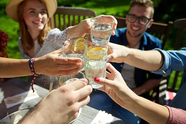Offrez une eau Amilo à vos visiteurs