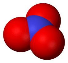 molécules chimiques dans l'eau du robinet